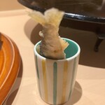 銀座 しのはら - 鮎の下にはキャビアとサワークリーム