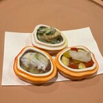 銀座 しのはら - ふたを開けると・・