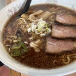 らーめん夢想 - 醤油ラーメン大盛り