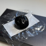 饅頭総本山 源楽 - 胡麻饅頭