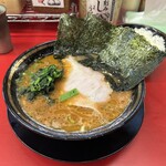 豚骨醤油ラーメン 王道家 柏店 - 