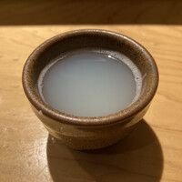 SUSHI TOKYO TEN、 新宿店 - シジミの一番出汁