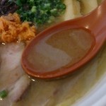 札幌鮭ラーメン麺匠 赤松 - 塩のスープ♪