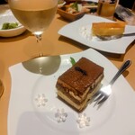 彩屋 - ティラミスと自家製カタラーナ