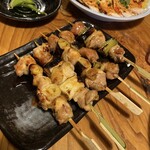 卓上レモンサワー＆ハイボール 焼鳥食べ放題 乾杯500酒場 新橋店 - 