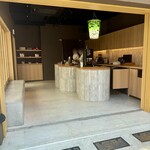 八十八 - 外から