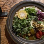 エミリ - 薬膳スパイスベジカレー