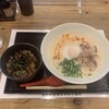 そうめん屋はやし - 豆乳温玉肉ラー素麺
寝かせ玄米のミニ鶏そぼろ丼　¥1,080