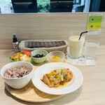 ヘルスフルスタジオ＆カフェ WAFU - 