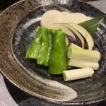 仙臺焼肉 れれ-Re:- - 野菜盛り合わせ 880円