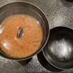 神田錦町 鮨たか晴 - 御碗（蜆味噌汁）