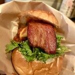 ダイニングバーザブルック - サルサチーズベーコンバーガー