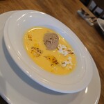 Bistro TAKU - ゴールドラッシュの冷製&鶏レバームース
      ポップコーン