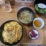 やぐら - かつ丼定食900円