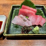 酒と肴 ててて - いったいお造り５種って言葉いつ出ることらや…けっきょく３種って言っちゃうけど綺麗な身のメヌケ最高だったなぁ