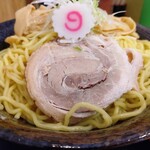 栄昇らーめん 匠 - 盛りの良さに驚いたが