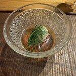 まとい 銀座 - 凌ぎ　神戸牛のハバキ　長芋　白髪葱