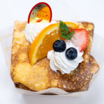 ビスキュイ - 2025.8 クレープ包み（550円）