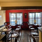 珈琲 春秋 Kobe - 【店内】2階窓際にて、