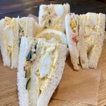 珈琲 春秋 Kobe - 野菜と玉子のサンドイッチ