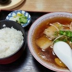 住吉食堂 - 中華そば５５０円とめし２００円　計７５０円≪2014年10月≫