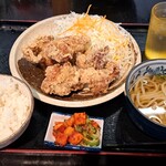 まるまるうどん 大村店 - 