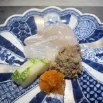 鮨 惣五郎 - ひらめとピリ辛蟹味噌