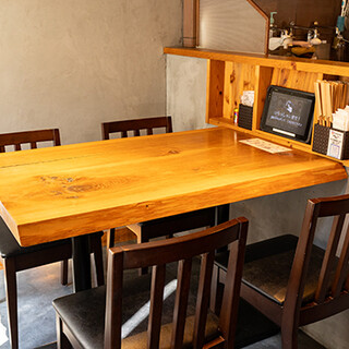 デートや仕事帰りにぴったりの落ち着いた空間。おひとり様も歓迎