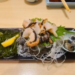 居魚屋 初心 - さざえ刺身