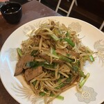 楽笑 - レバニラ650円