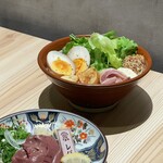 大衆馬肉酒場 うまる - 