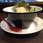 らぁめん トリカヂ イッパイ - 醤油ラーメン700円