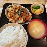 とんかつよしえ - 