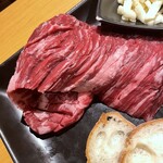 大衆炭火焼肉ジンギスカン ホルモン酒場 風土. - 