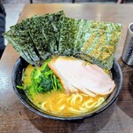 ラーメン 杉田家 - ラーメン 並（のり増し）