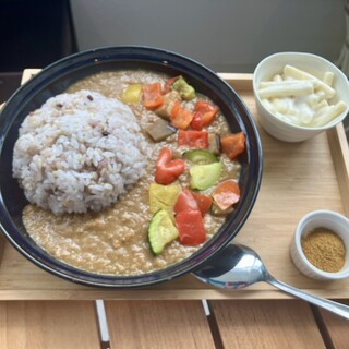 家具カフェ Manuia_1