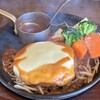 BOSTON - 焼きチーズハンバーグ　デミグラスですねー