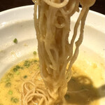 NIBOSHI MANIA - ガーリックシュリンプ和え玉をスゥィートドリームの嶽きみソバスープでつけ麺風