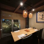 うまいものあり おおみ矢 - 坪庭の見えるテーブル個室（最大6名）