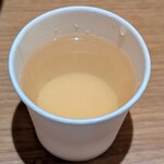 雅なだし - 雅なだし ＠半蔵門 熱々出汁を紙コップで頂きます