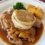 桃花水 - ★本日のランチ（若鶏のポアレオニオンバルサミコ・1000円税込）★