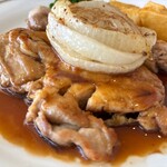 桃花水 - ★本日のランチ（若鶏のポアレオニオンバルサミコ・1000円税込）★