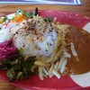スパイスカレーとカヌレのお店 pole pole