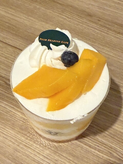 FOUR SEASONS CAFE photo 3