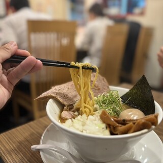 麺や えいちつー_1