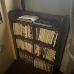 カフェ・ハル - 漫画等たくさん本が置いてあります