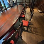 茶館きっかわ 嘉門亭 - この大きなテーブルを独り占め