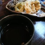首里乃家 - ターンム、ゴーヤ、もずくの天ぷら盛り合わせ