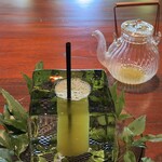 茶館きっかわ 嘉門亭 - 3杯目・ガラス器が変わります