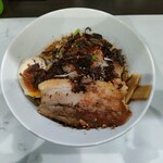 麺.丼 Dining 夢者 - 焦がし黒醤油汁なし